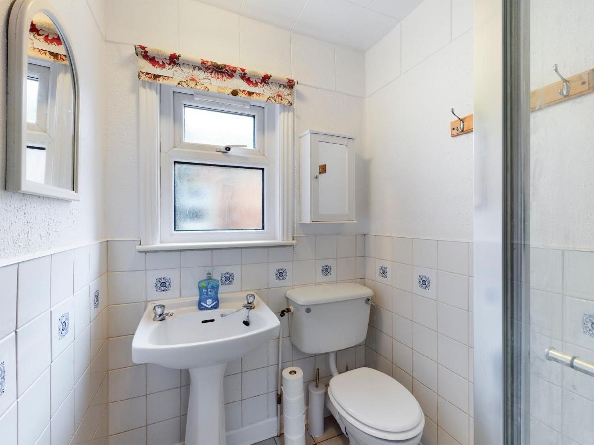 Cheerful 3 Bedroom Home With Free Parking And Wifi Честер Экстерьер фото